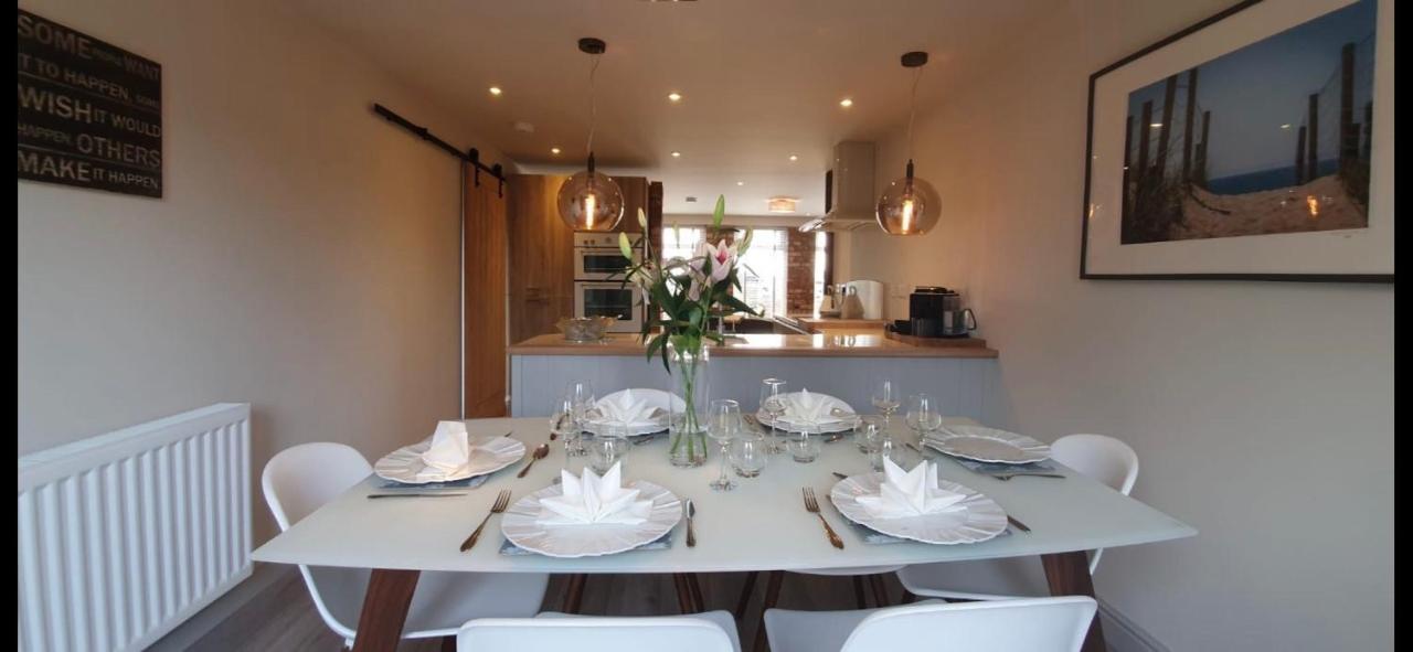 Y Bwythyn Villa Holywell  Ngoại thất bức ảnh